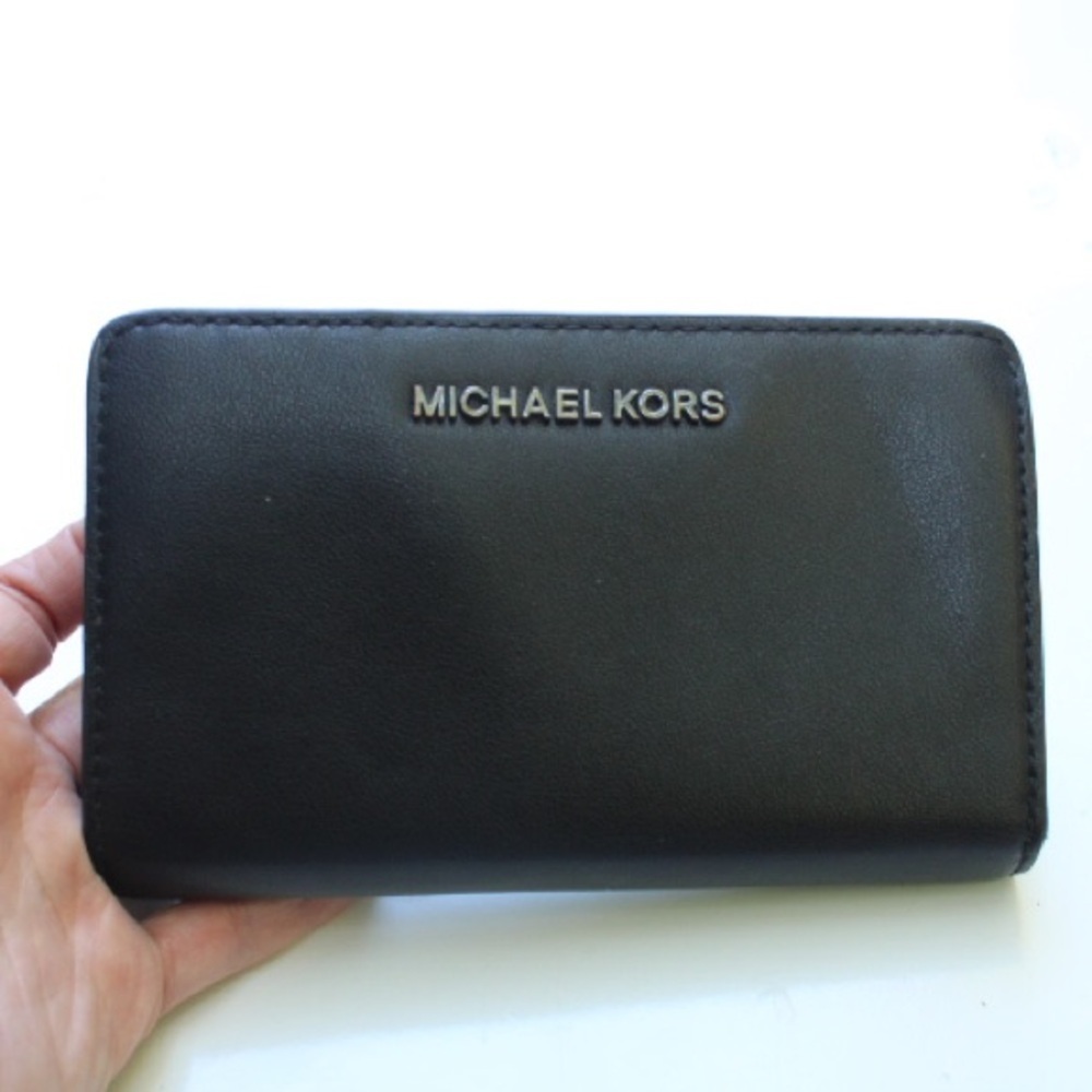 Michael Kors jet set wallet - Picture 6 of 10